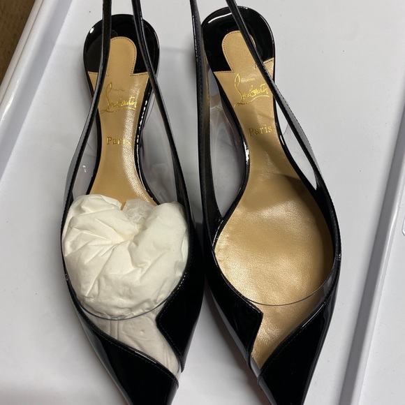 Louboutin pointed toe flats - Picture 4 of 6